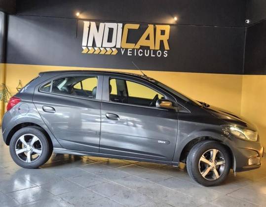 CHEVROLET ONIX 1.4 MPFI LTZ 8V FLEX 4P AUTOMÁTICO